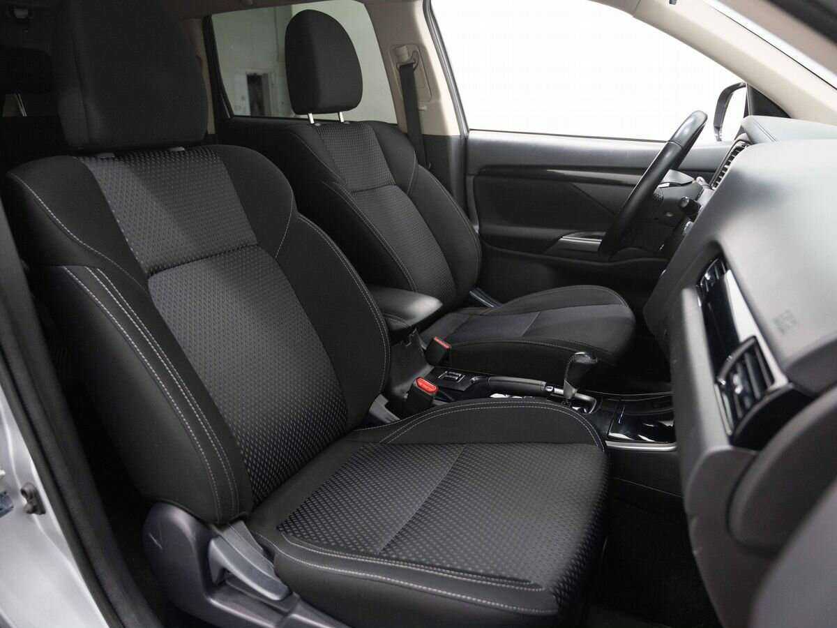 Купить Mitsubishi Outlander, 2019, 135 000 км, фото №12