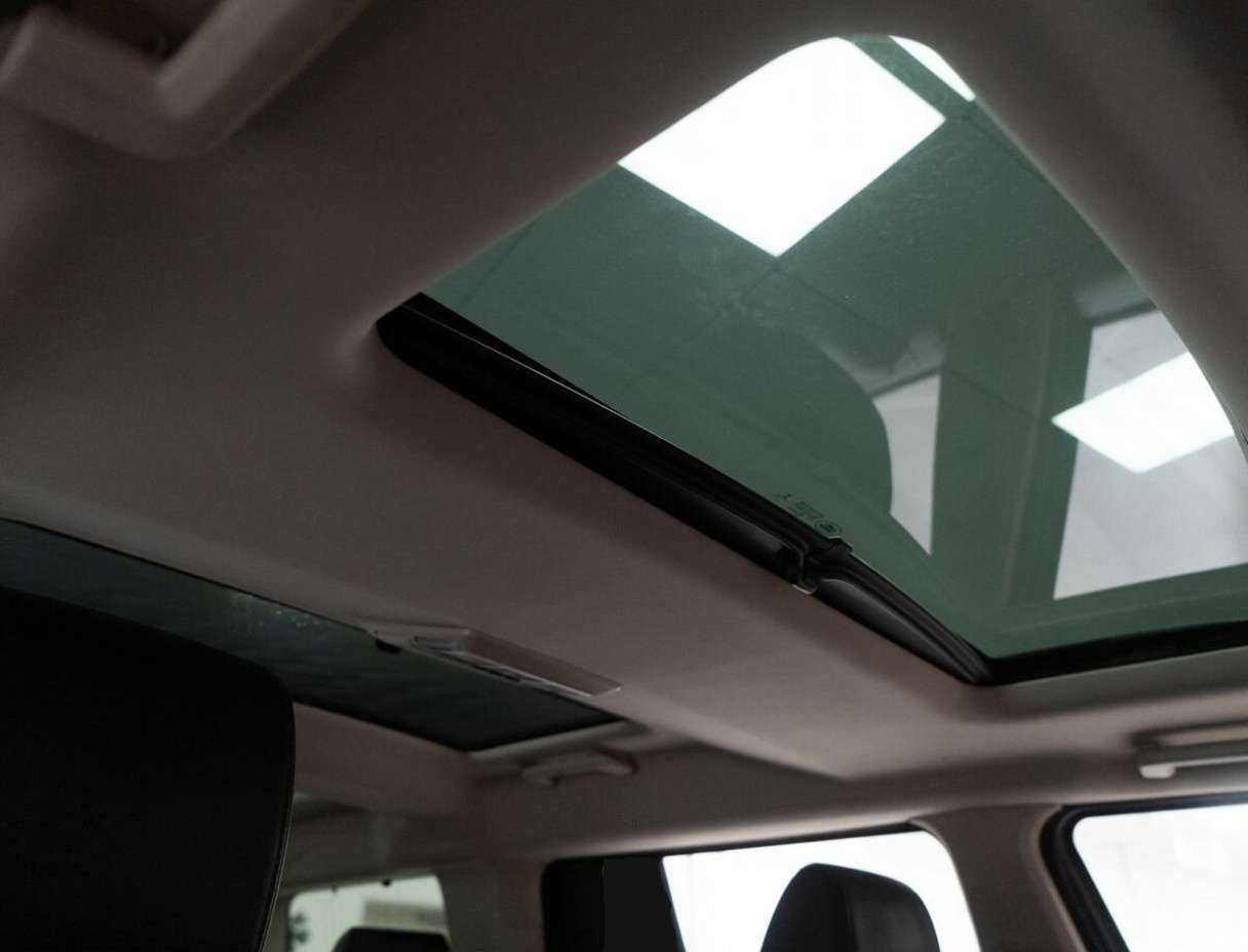 Купить Land Rover Discovery, 2013, 218 955 км, фото №14