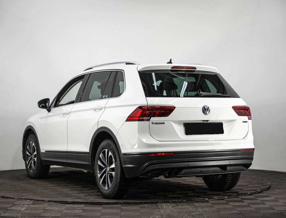 Купить Volkswagen Tiguan, 2019, 113 978 км, фото №4