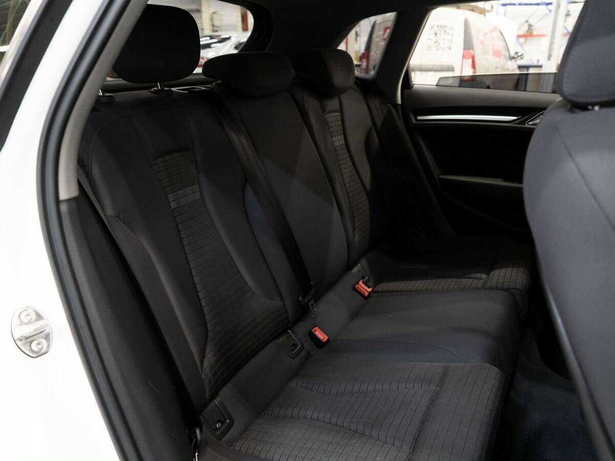 Купить Audi A3 Sportback, 2017, 97 954 км, фото №9