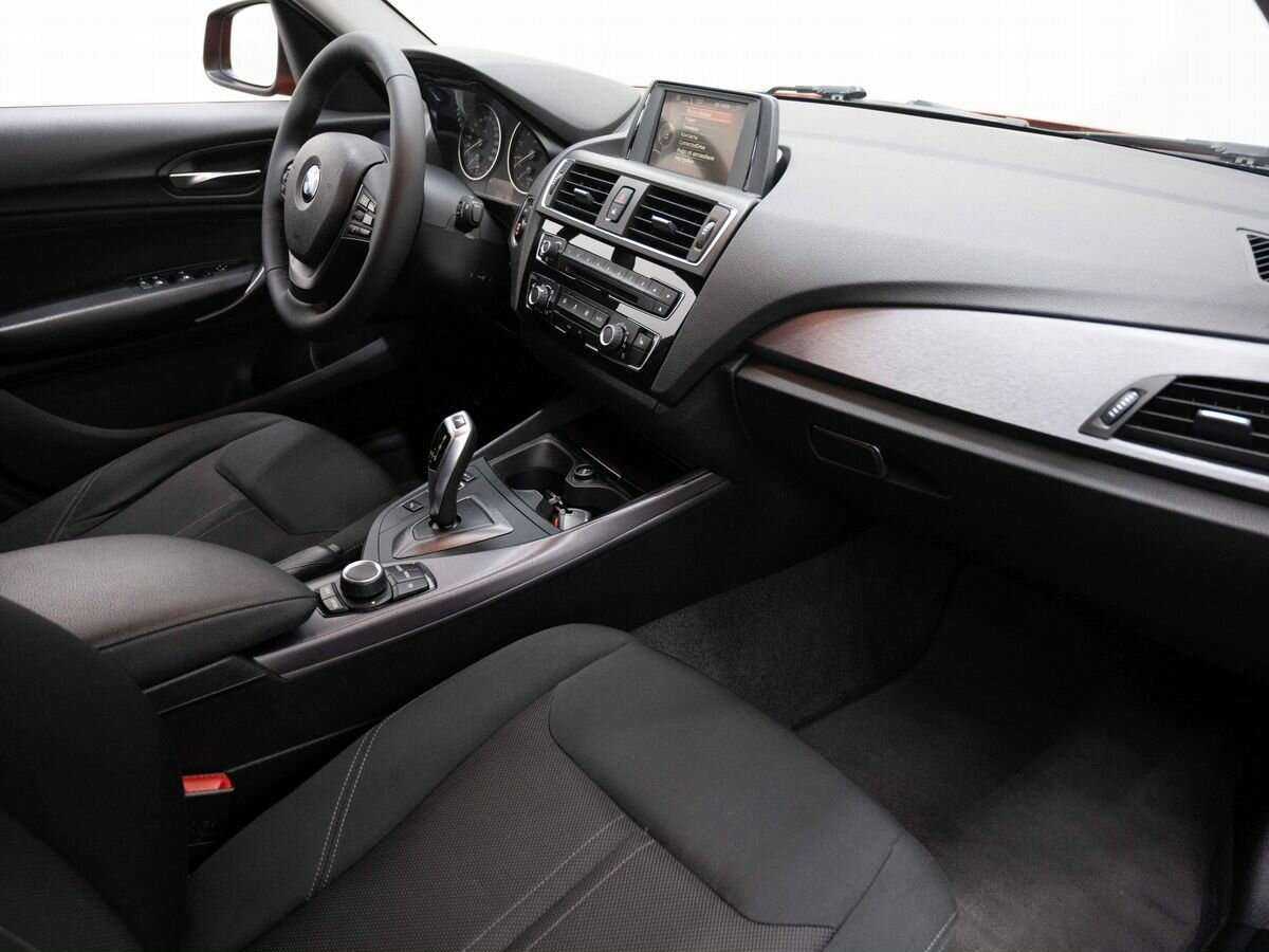 Купить BMW 1 серии 118i, 2017, 112 000 км, фото №11