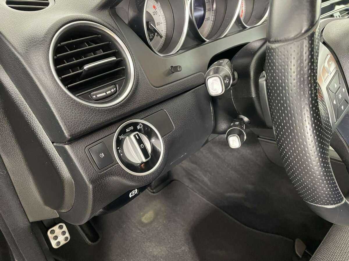 Купить Mercedes-Benz C-Класс 180, 2012, 159 200 км, фото №9