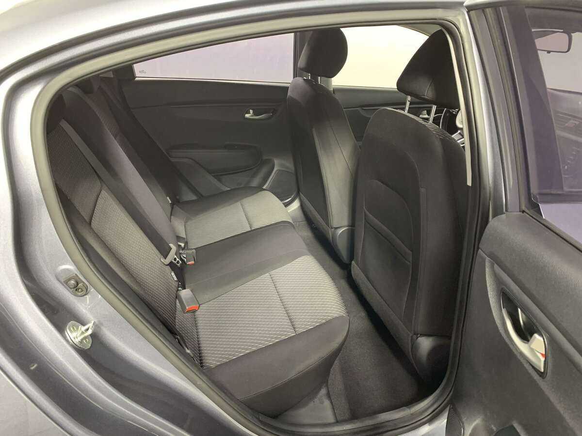 Купить Kia Rio, 2019, 74 916 км, фото №13