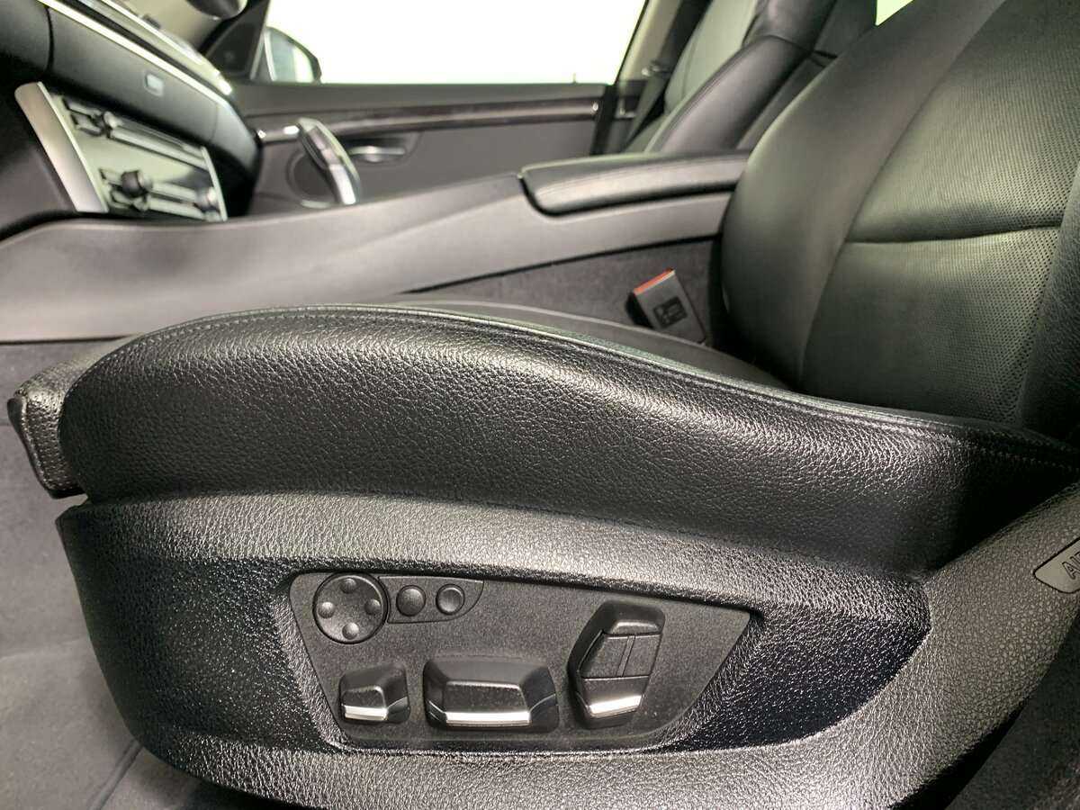 Купить BMW 5 серии Gran Turismo 535i xDrive, 2012, 219 945 км, фото №13