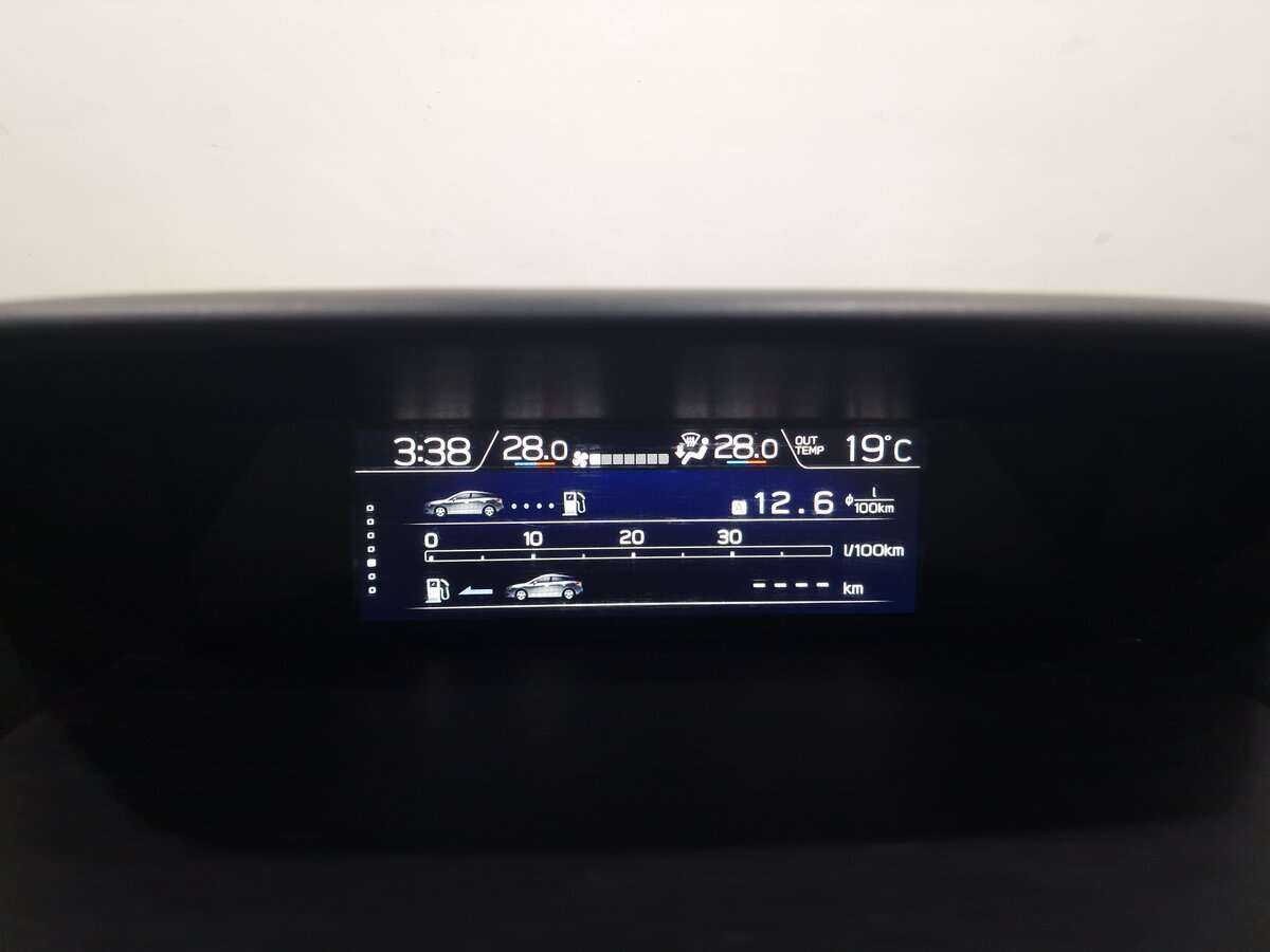 Купить Subaru XV, 2017, 126 659 км, фото №9