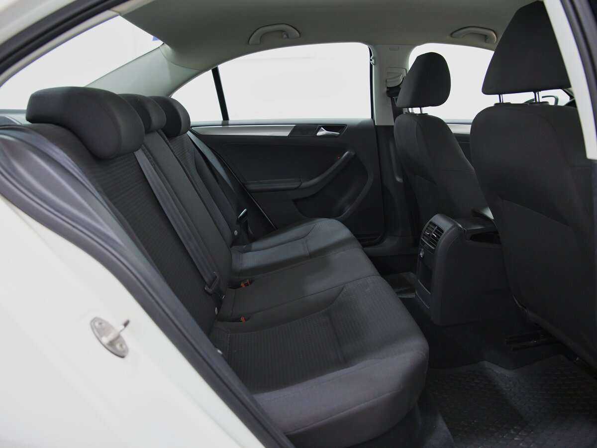Купить Volkswagen Jetta, 2015, 144 689 км, фото №4