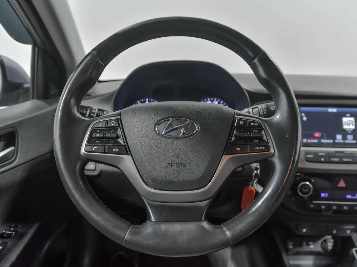 Купить Hyundai Solaris, 2018, 158 000 км, фото №9