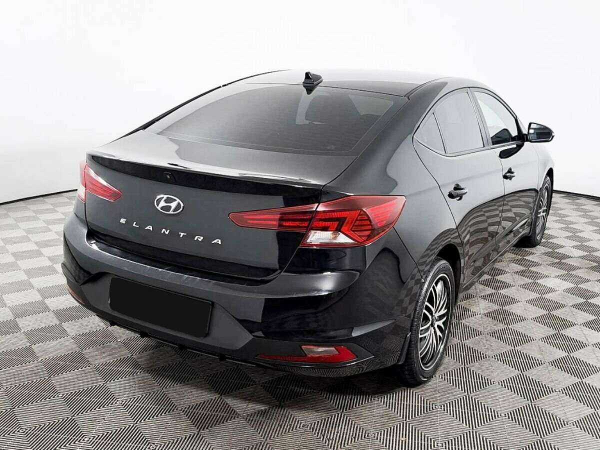 Купить Hyundai Elantra, 2019, 169 080 км, фото №4