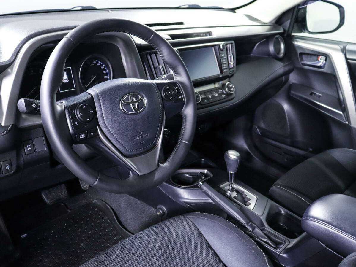 Купить Toyota RAV4, 2017, 130 861 км, фото №13