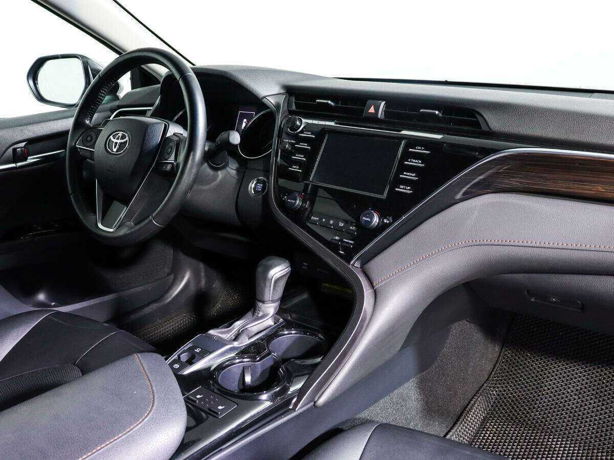 Купить Toyota Camry, 2020, 66 500 км, фото №9
