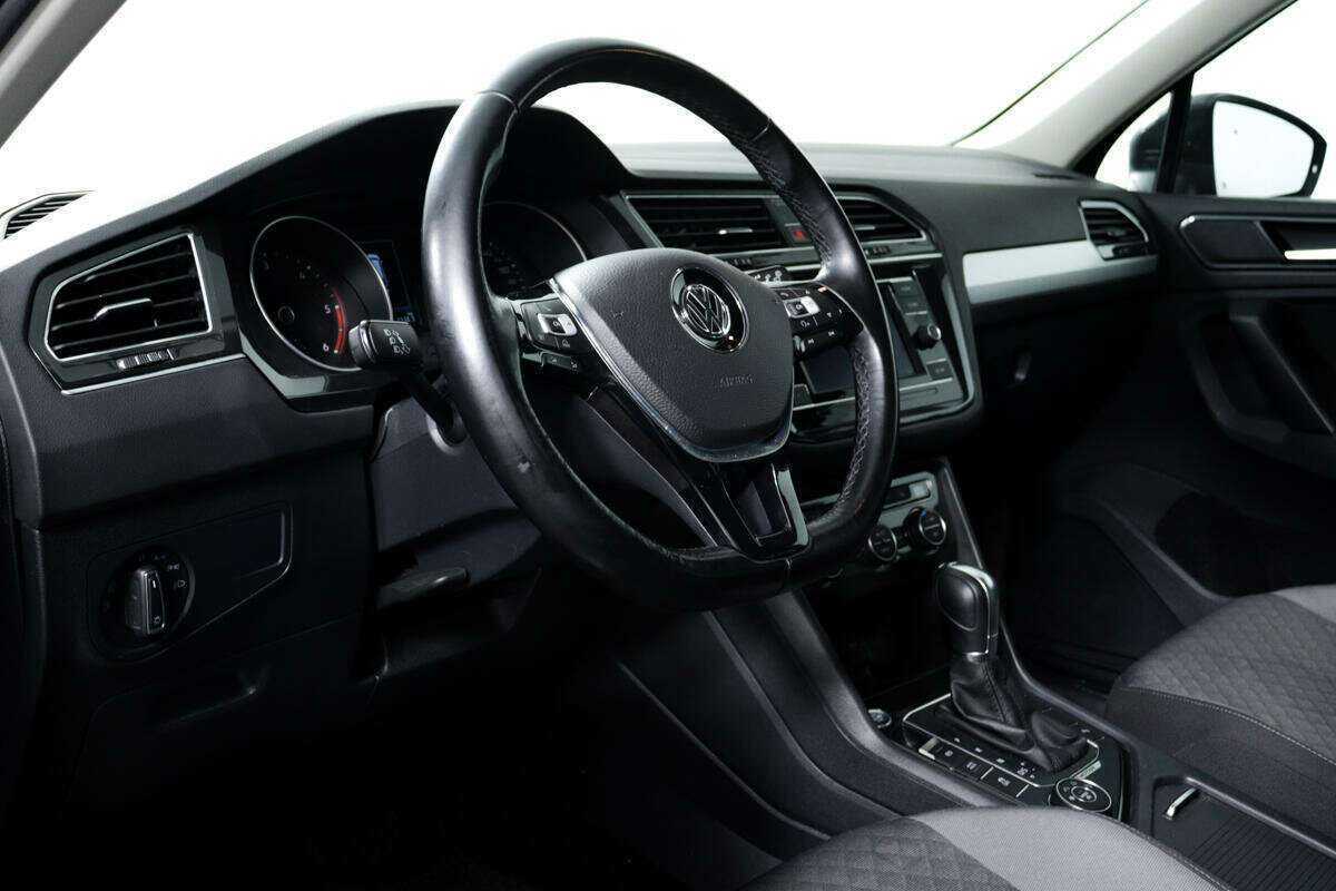 Купить Volkswagen Tiguan, 2017, 71 684 км, фото №13