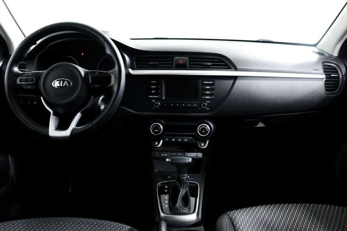 Купить Kia Rio X-Line, 2018, 29 581 км, фото №11