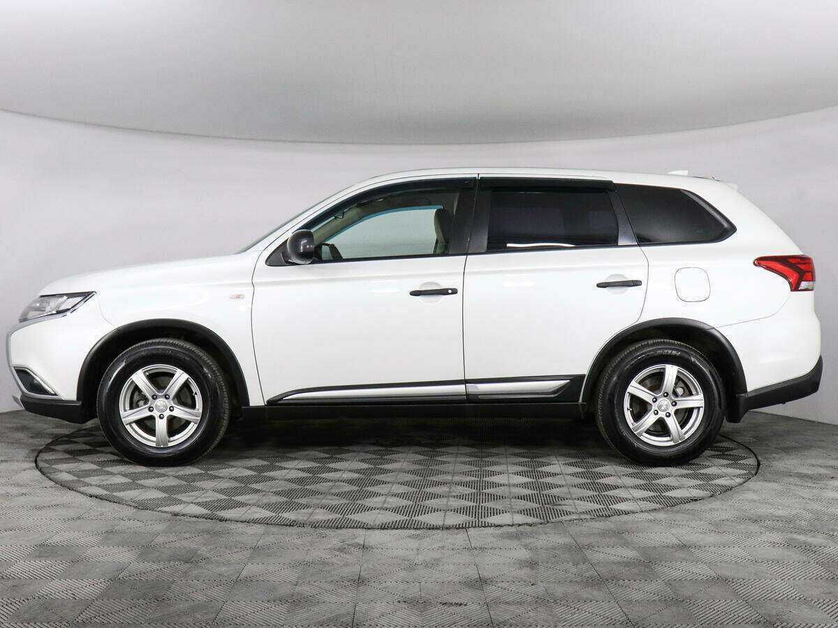 Купить Mitsubishi Outlander, 2017, 188 006 км, фото №8