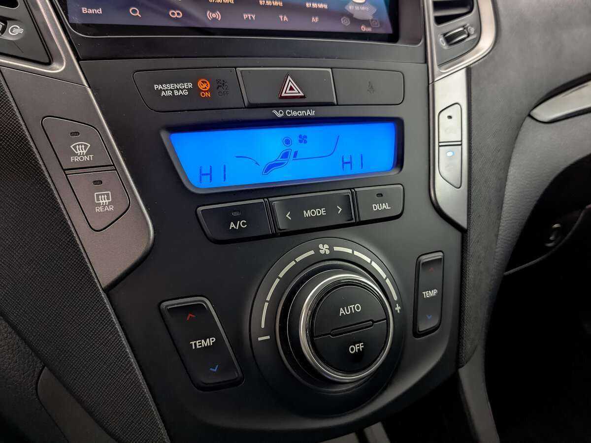 Купить Hyundai Santa Fe, 2013, 58 928 км, фото №17