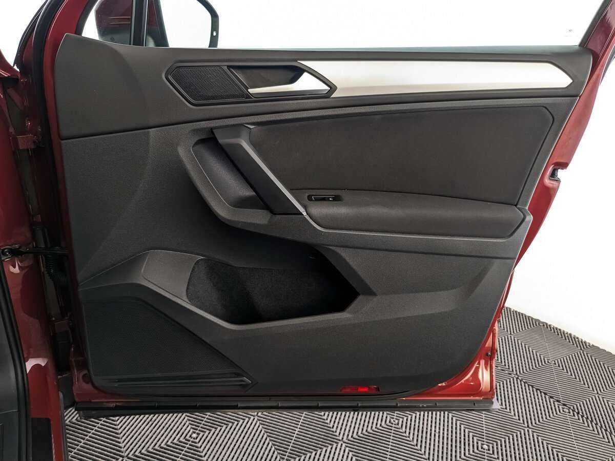 Купить Volkswagen Tiguan, 2020, 112 136 км, фото №21