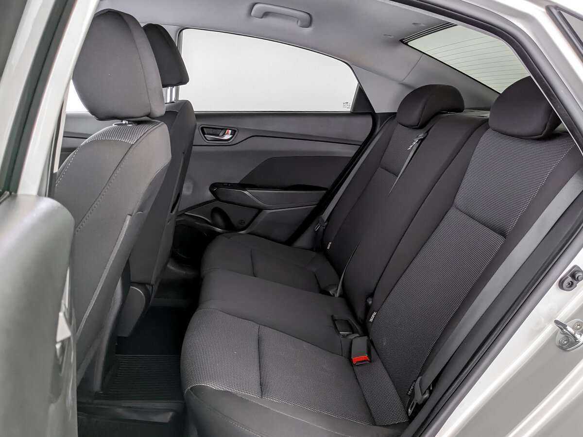 Купить Hyundai Solaris, 2019, 91 376 км, фото №10