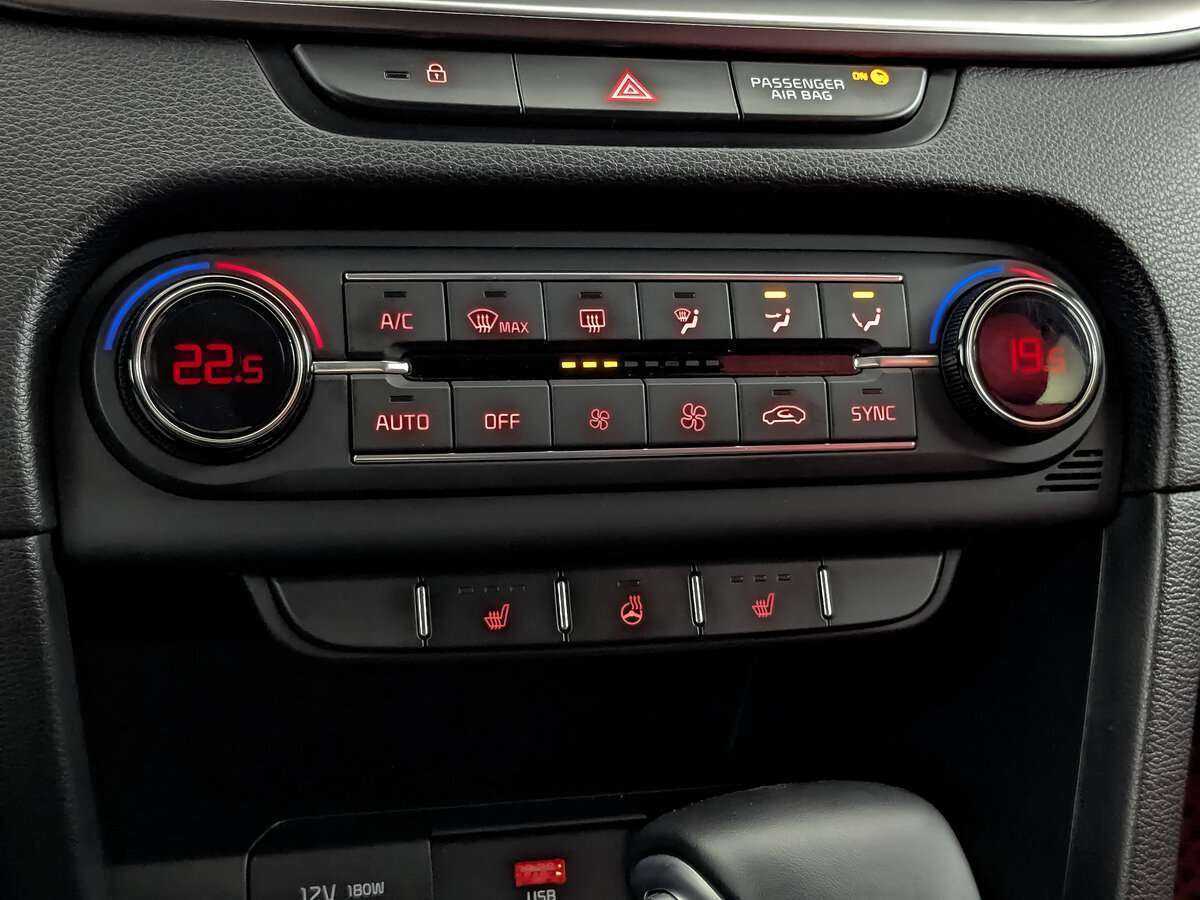 Купить Kia Ceed, 2020, 122 000 км, фото №15