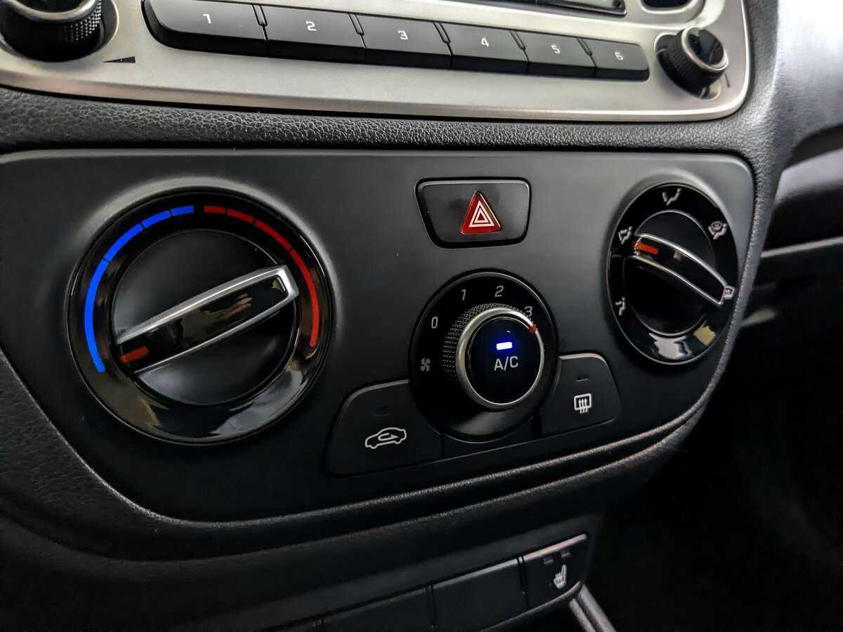 Купить Hyundai Solaris, 2021, 66 252 км, фото №22