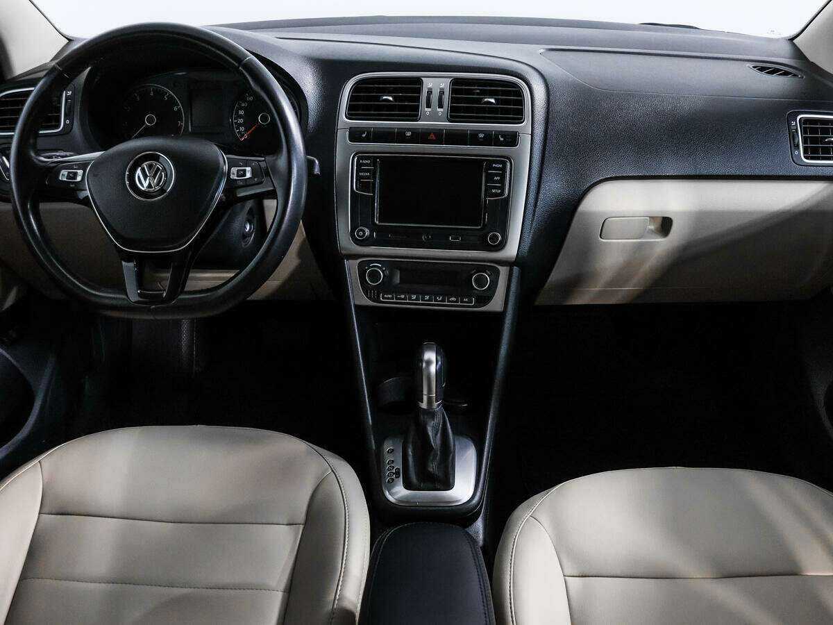 Купить Volkswagen Polo, 2018, 54 933 км, фото №10