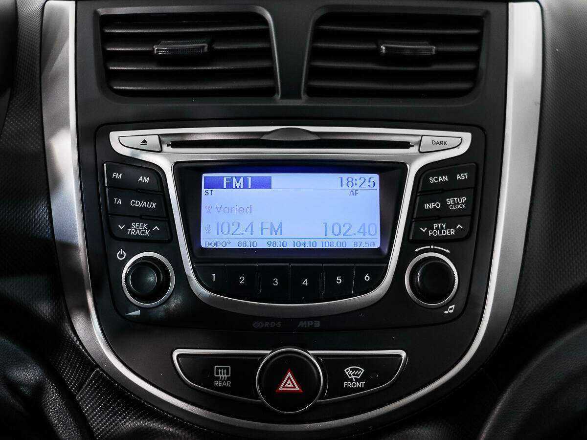 Купить Hyundai Solaris, 2014, 127 255 км, фото №12