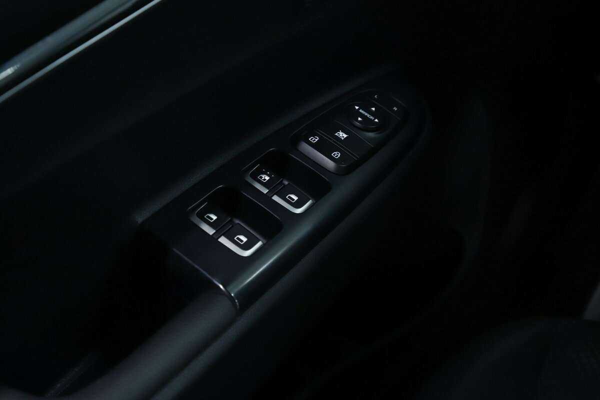 Купить Kia Rio, 2019, 86 000 км, фото №10