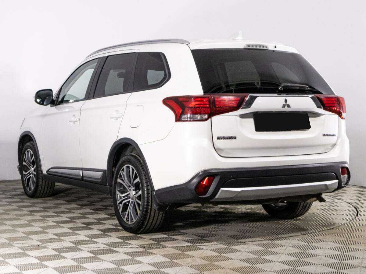 Купить Mitsubishi Outlander, 2017, 190 759 км, фото №7