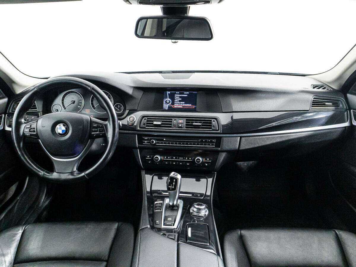 Купить BMW 5 серии 528i, 2012, 67 811 км, фото №13