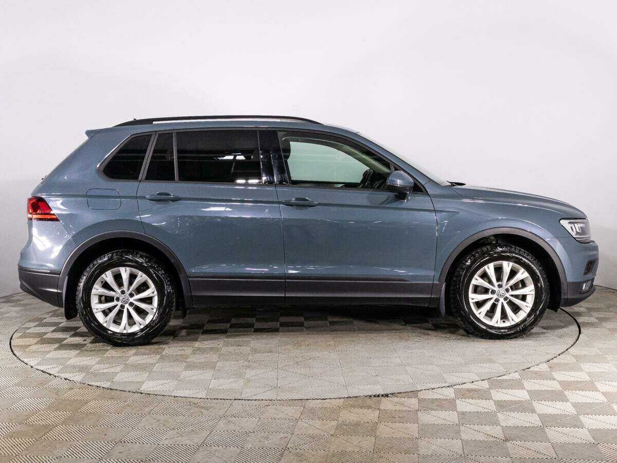 Купить Volkswagen Tiguan, 2019, 60 684 км, фото №4