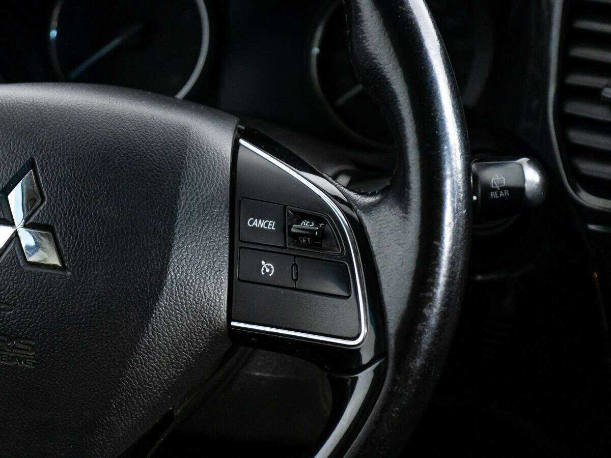 Купить Mitsubishi Outlander, 2016, 230 432 км, фото №19