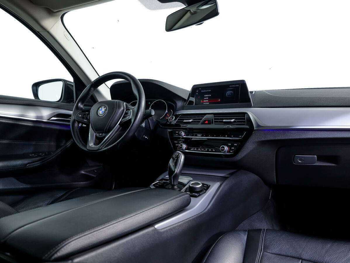 Купить BMW 5 серии 520d, 2018, 186 074 км, фото №8