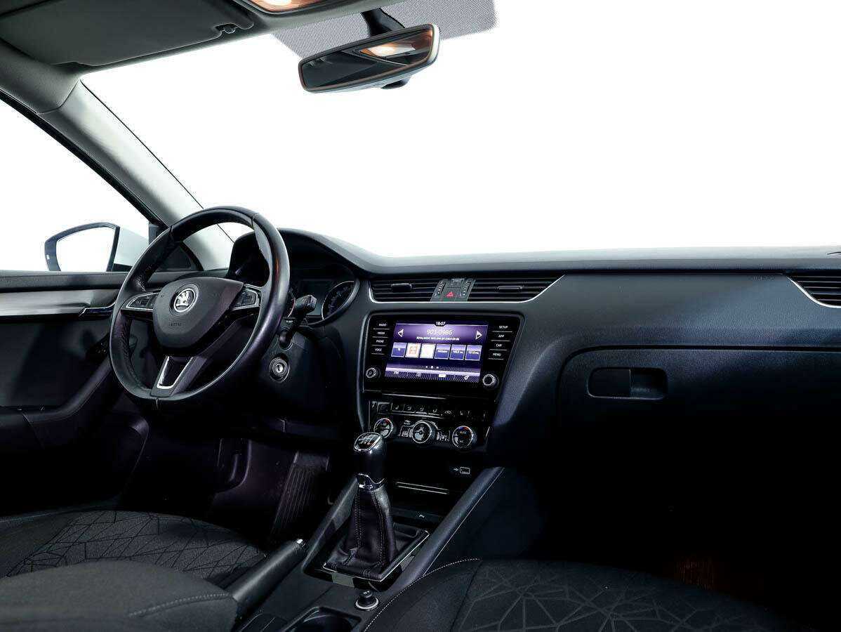 Купить Skoda Octavia, 2018, 56 138 км, фото №11