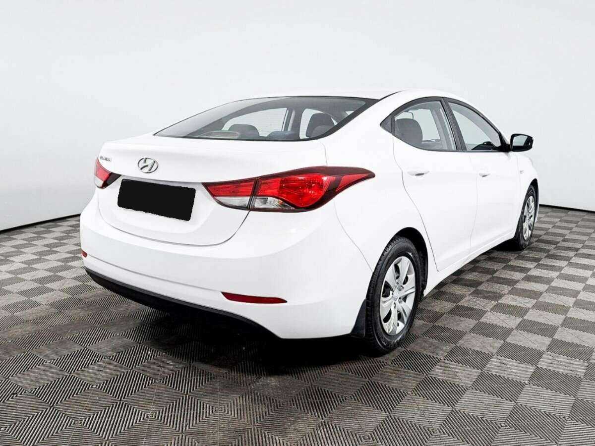 Купить Hyundai Elantra, 2015, 122 000 км, фото №5