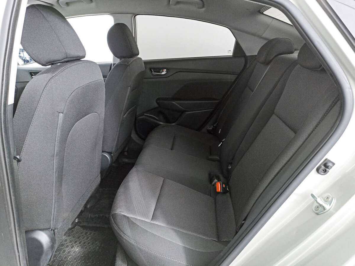 Купить Hyundai Solaris, 2019, 106 092 км, фото №10