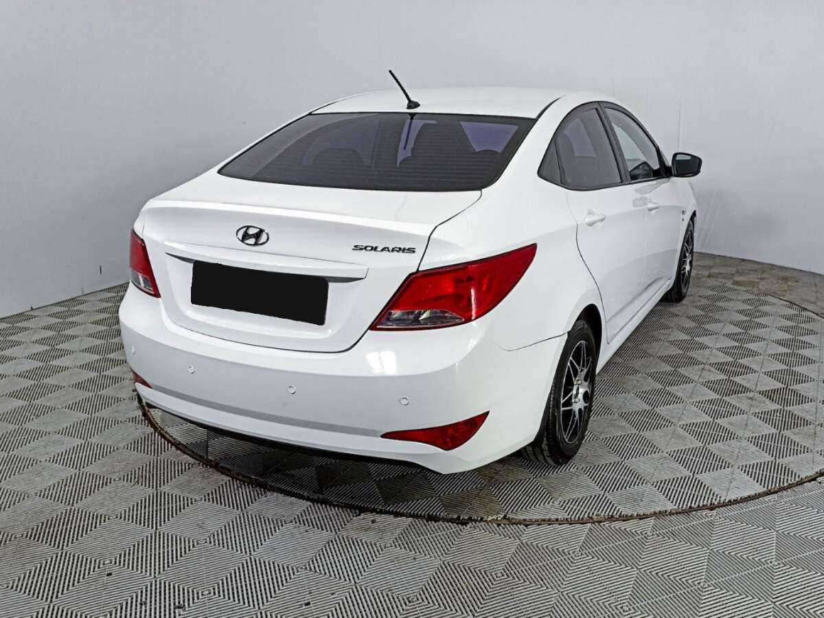 Купить Hyundai Solaris, 2015, 125 600 км, фото №5