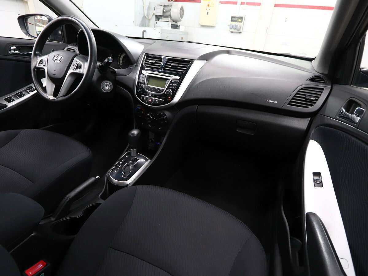 Купить Hyundai Solaris, 2014, 97 000 км, фото №13