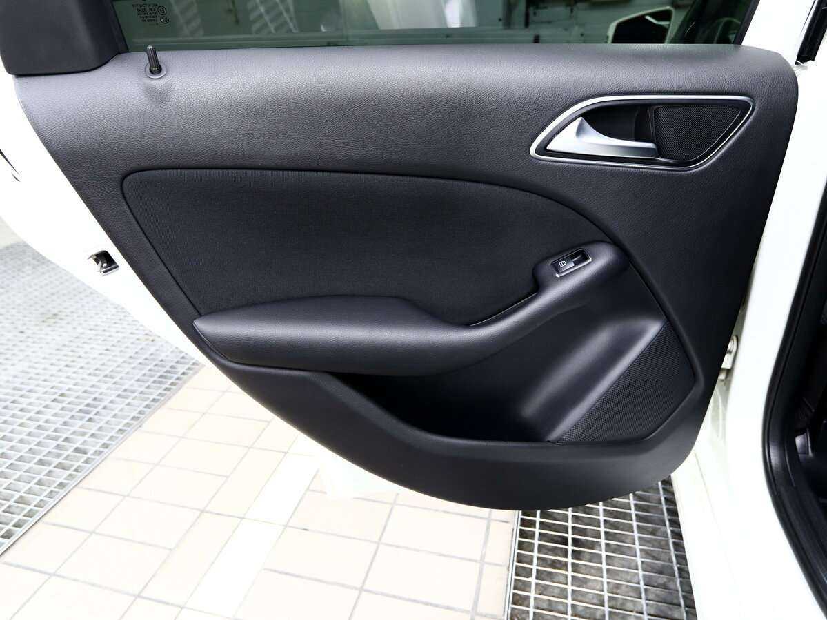 Купить Mercedes-Benz B-Класс 200, 2012, 126 000 км, фото №10