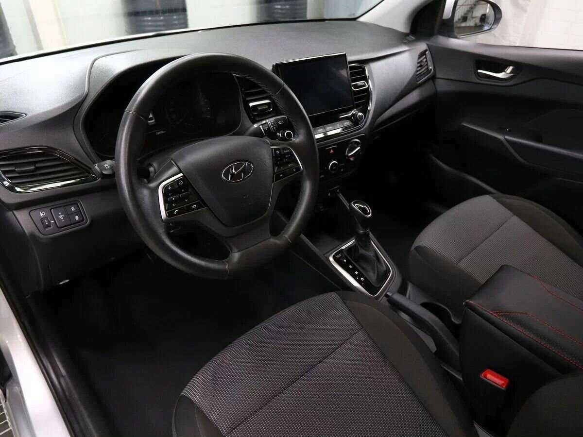 Купить Hyundai Solaris, 2021, 32 400 км, фото №9