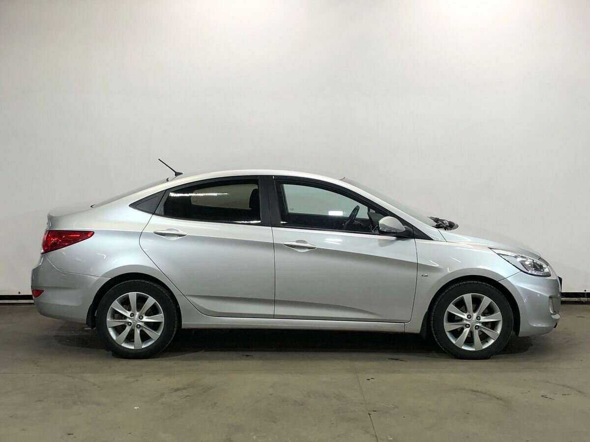 Купить Hyundai Solaris, 2014, 96 200 км, фото №4