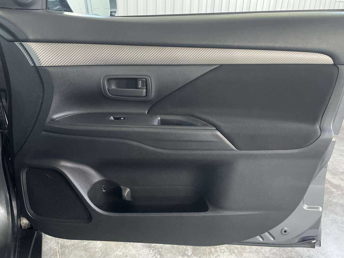 Купить Mitsubishi Outlander, 2018, 126 982 км, фото №21