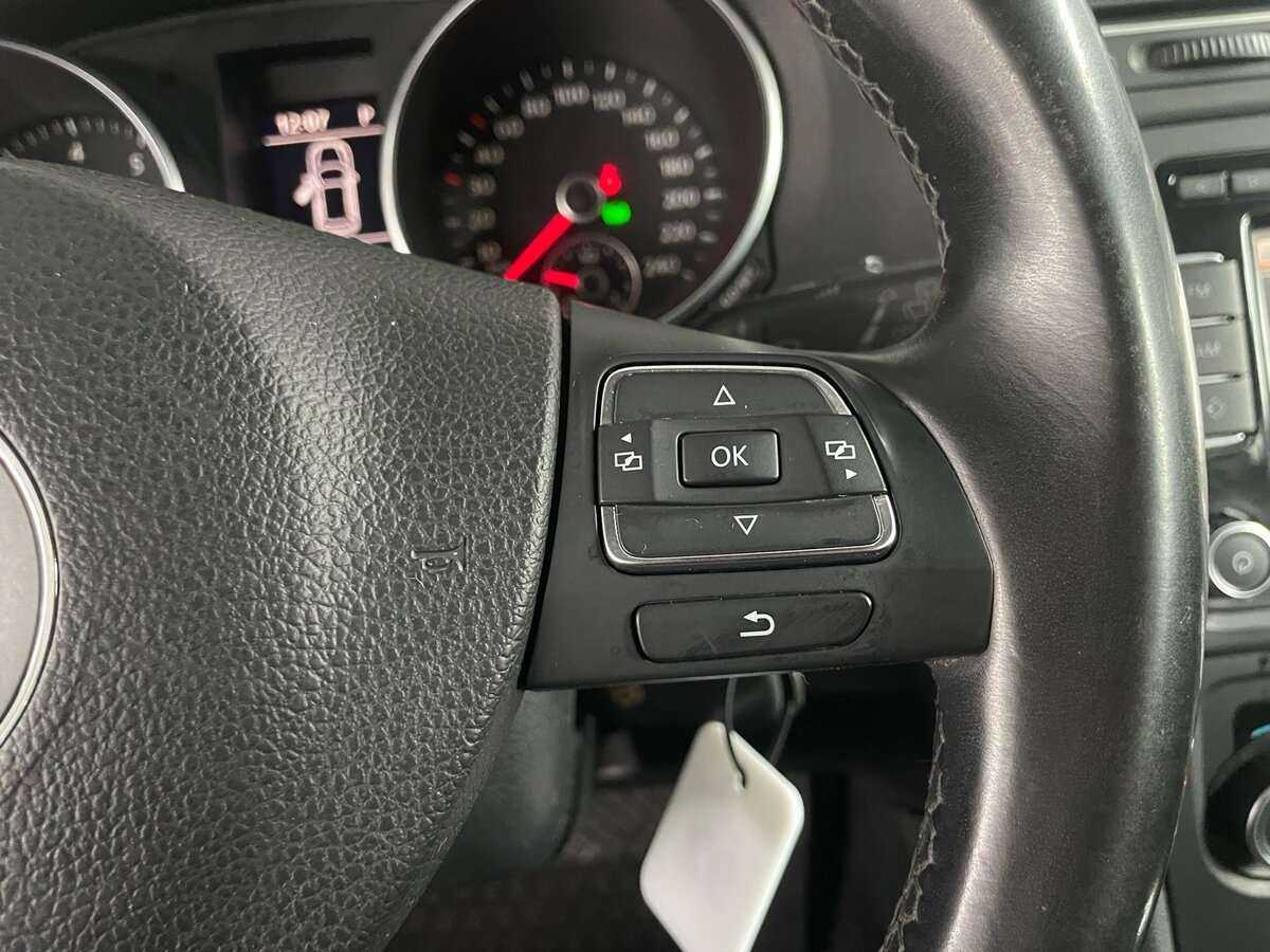 Купить Volkswagen Golf, 2012, 234 848 км, фото №12