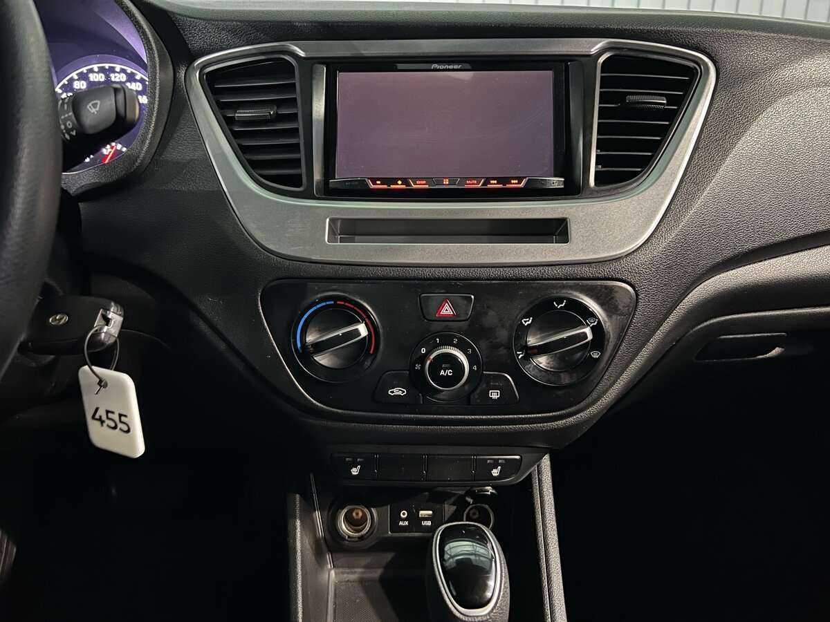 Купить Hyundai Solaris, 2018, 108 528 км, фото №13