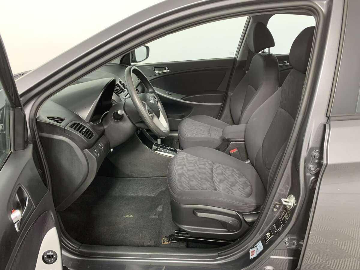 Купить Hyundai Solaris, 2013, 56 055 км, фото №14