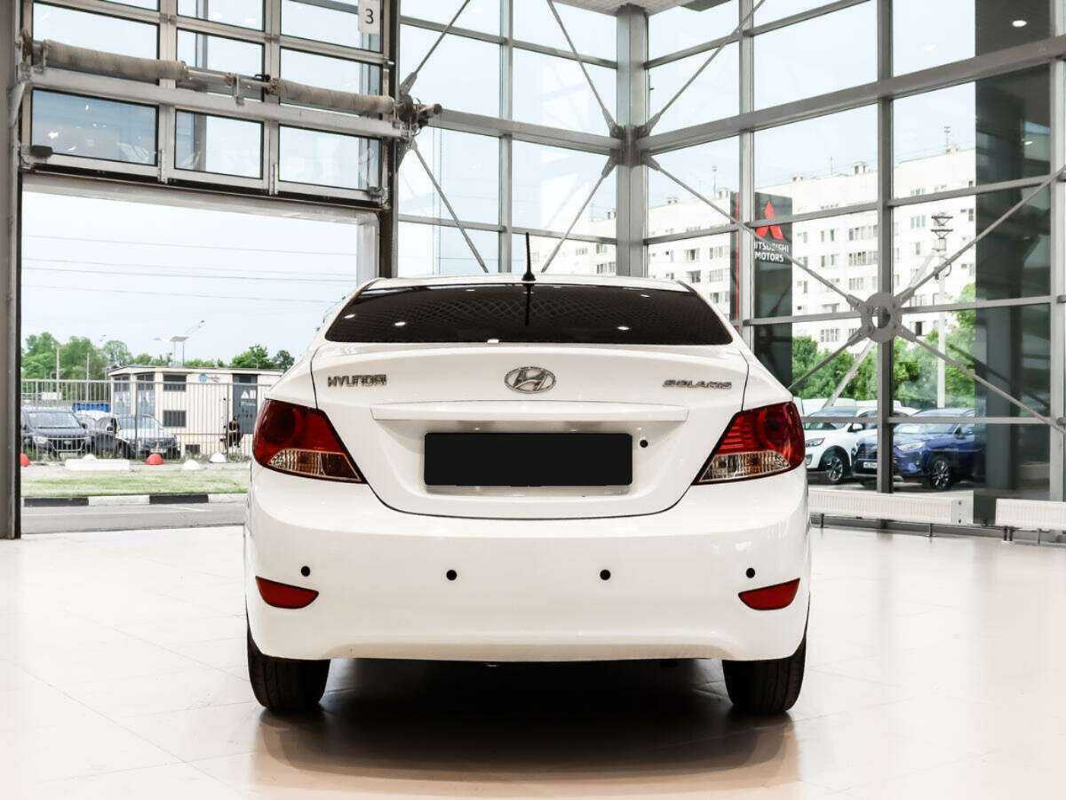 Купить Hyundai Solaris, 2012, 124 753 км, фото №7