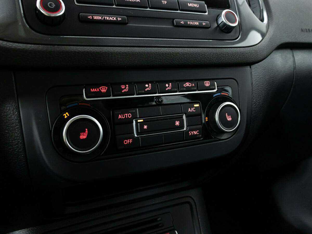 Купить Volkswagen Tiguan, 2015, 119 633 км, фото №16