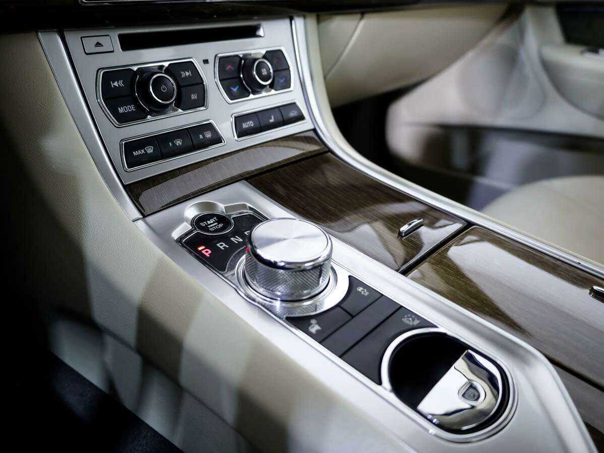 Купить Jaguar XF, 2013, 161 328 км, фото №16