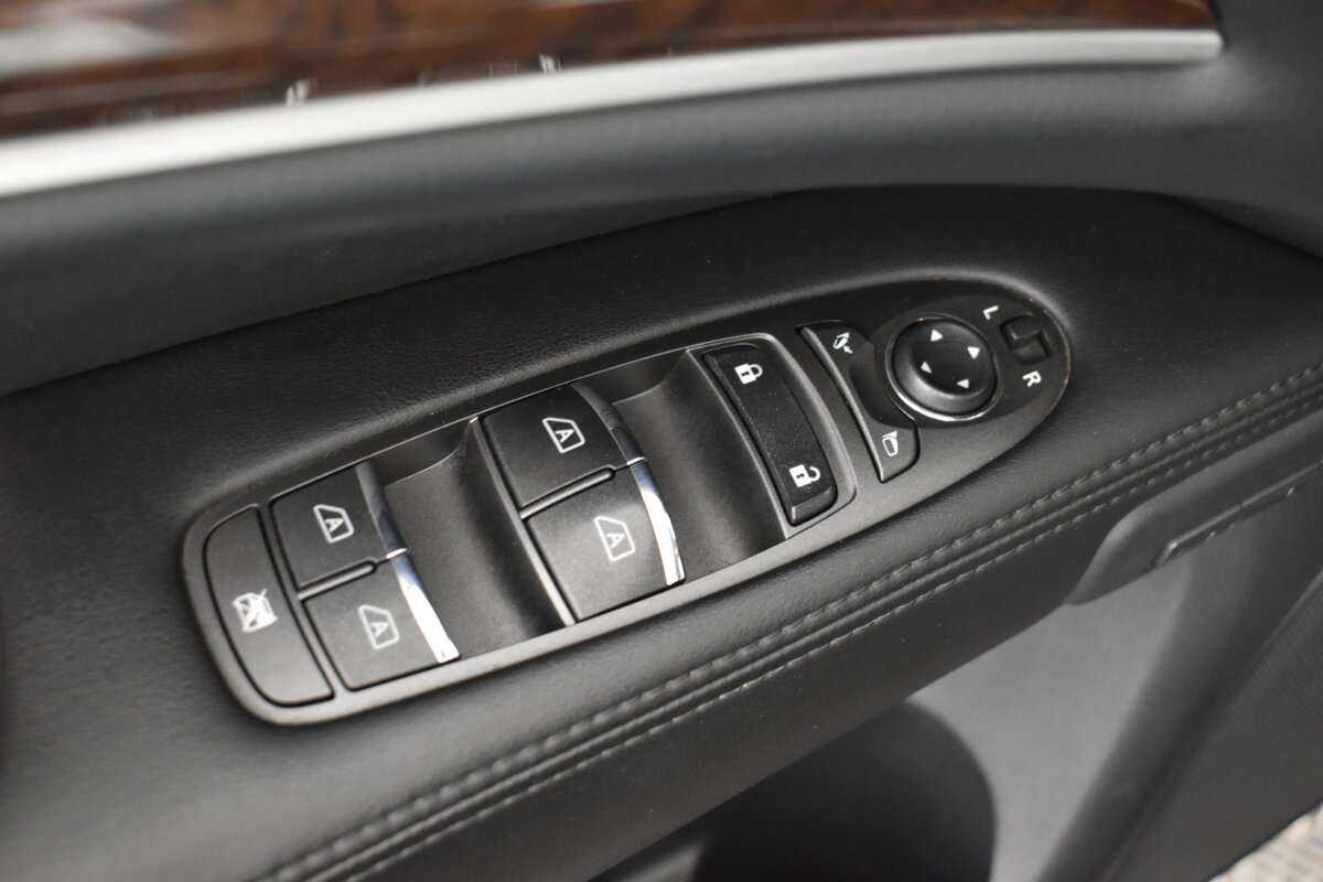 Купить Infiniti QX60, 2015, 124 000 км, фото №9