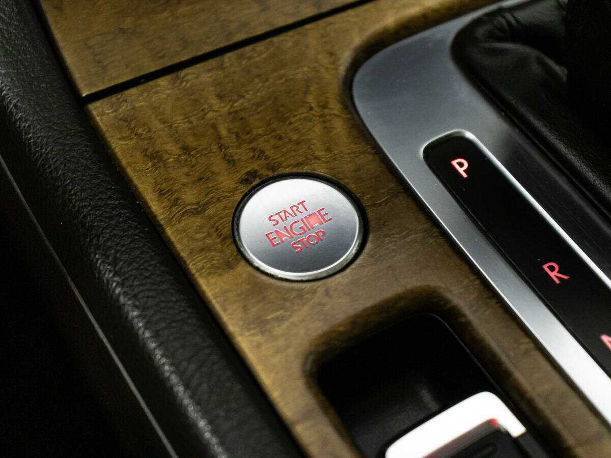 Купить Volkswagen Touareg, 2013, 221 751 км, фото №18