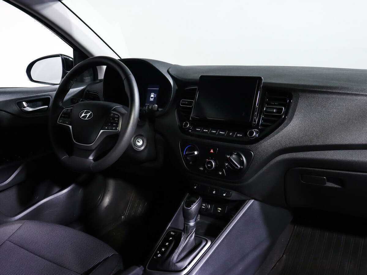 Купить Hyundai Solaris, 2021, 29 996 км, фото №7