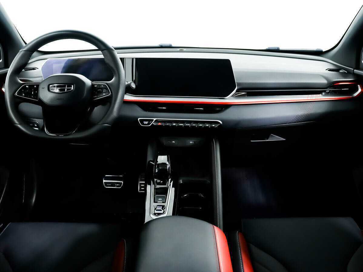 Купить Geely Coolray, 2023, 10 780 км, фото №11