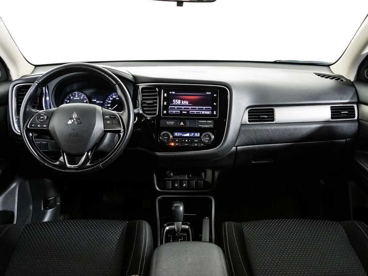 Купить Mitsubishi Outlander, 2018, 120 491 км, фото №10
